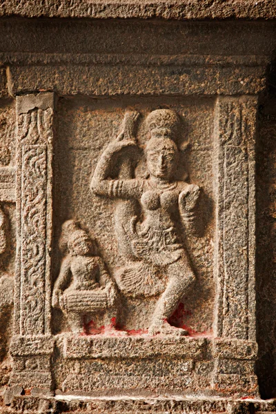 Bajorrelieves en el templo Hindue. Templo de Arunachaleswar . —  Fotos de Stock