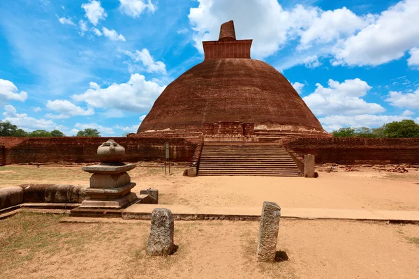Jetavaranama 】 불사 리 탑 (stupa). — 스톡 사진