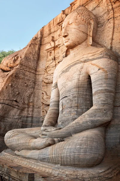 Ancient sitting Buddha image — Stock Photo, Image