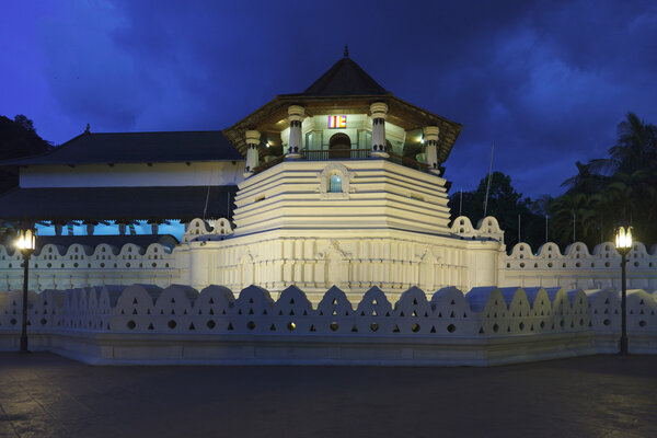 Temple of the Tooth. Evening. Sri Lanka