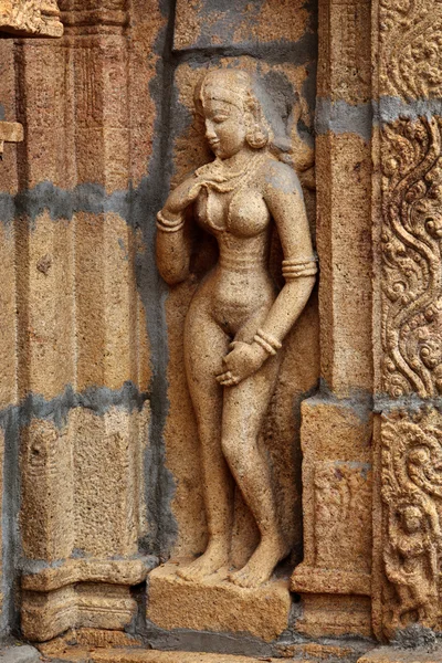 Bas reliefes i hinduiska tempel. — Stockfoto