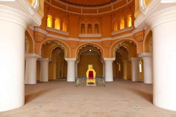 Παλάτι nayak tirumalai. Madurai, Ταμίλ Ναντού, Ινδία — Φωτογραφία Αρχείου