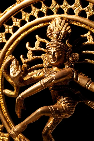 Статуя Індійська індуїстського бога Шиви Nataraja - володар танцю — стокове фото