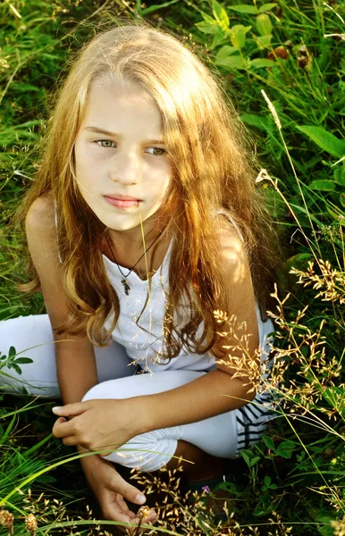 Menina de oito anos — Fotografia de Stock