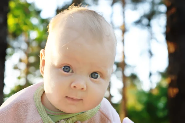 Bebé-menina — Fotografia de Stock