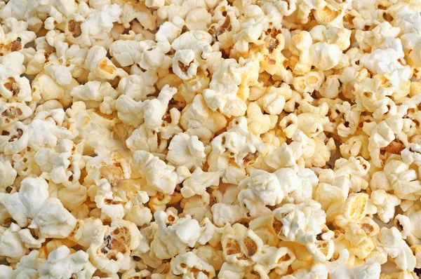 Hintergrund Aus Gesalzenen Flauschigen Frischen Popcornkörnern — Stockfoto