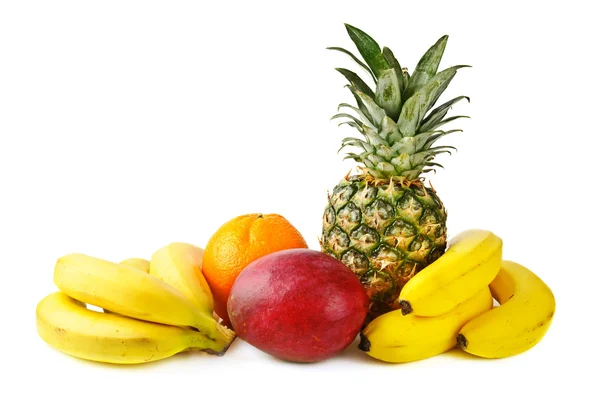 Свежие тропические фрукты — стоковое фото