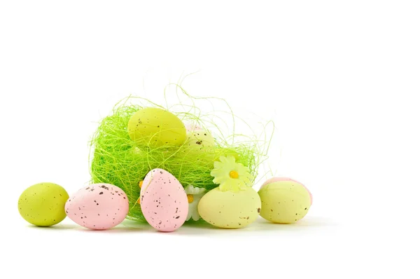 Decorative easter nest with eggs — Stock Photo, Image