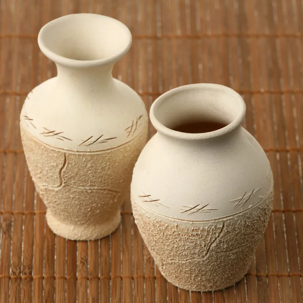 Två keramiska vaser — Stockfoto
