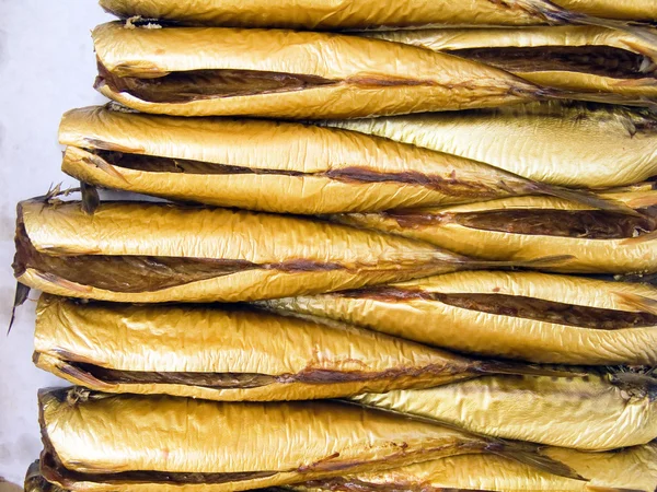 Smoke-cured a mackerel — Stock Photo, Image