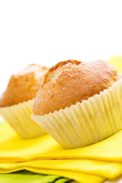Muffins sobre fondo blanco — Foto de Stock