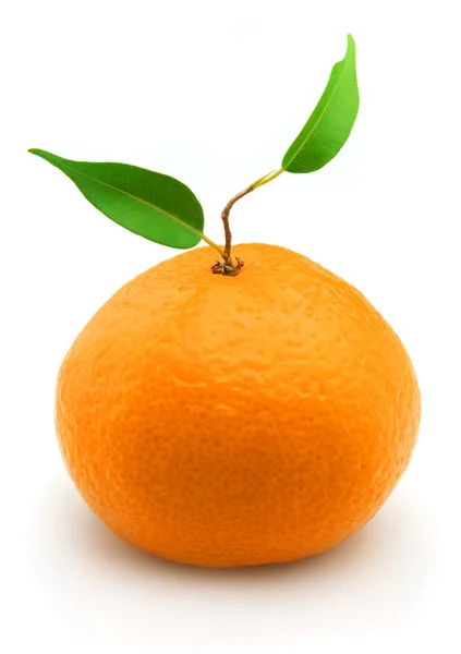 Tangerine with leaves — Stock Photo, Image
