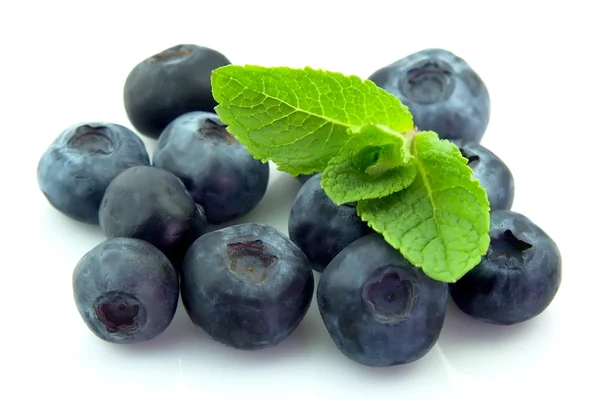 Bilberries with mint — Stock Photo, Image