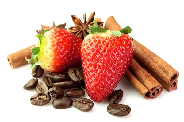 Morango com café e especiarias — Fotografia de Stock