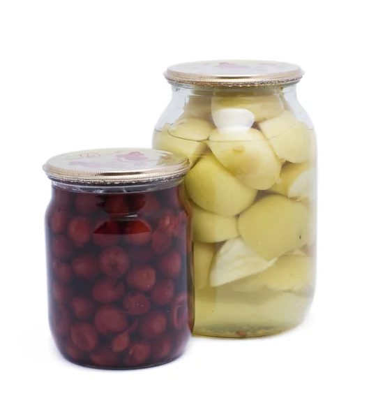 Canned cherry and apple — Stock Photo, Image
