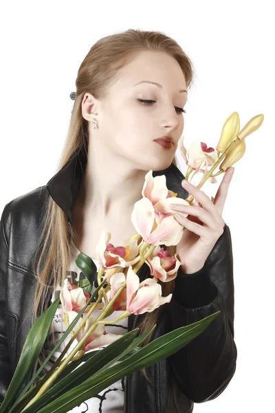 Retrato de una muchacha con orquídeas — Stok fotoğraf