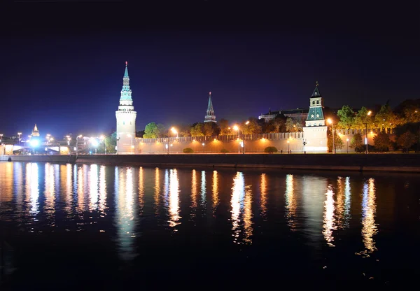 Kremlin from river at night in Moscow — Stock Photo, Image