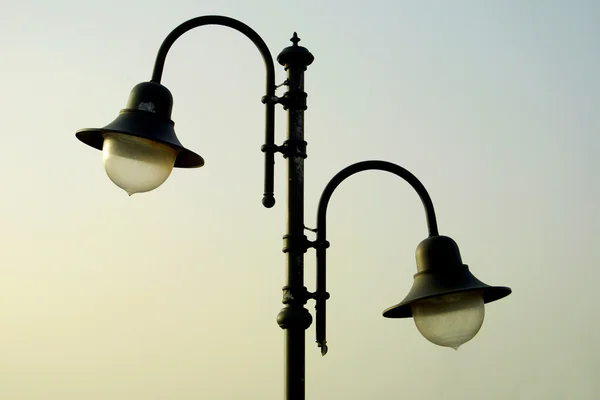O par de lâmpadas — Fotografia de Stock