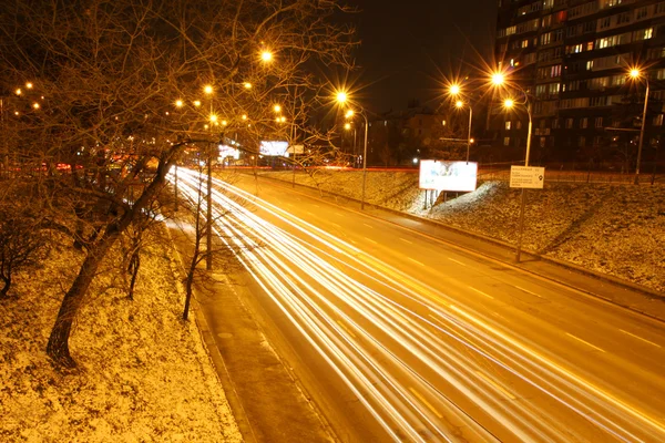 Larga Exposición Del Tráfico Rodado Nocturno Kiev Ucrania — Foto de Stock