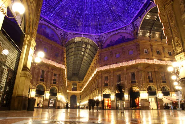 Galleria Vittorio Emanuele en Milán, Italia — Foto de Stock