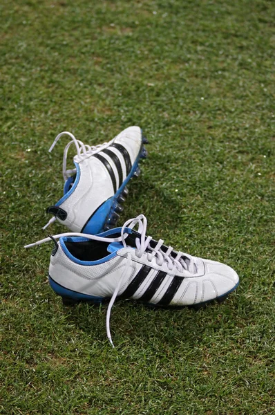 Çift futbol ayakkabısı — Stok fotoğraf
