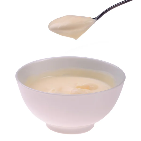 Йогурт изолирован — стоковое фото