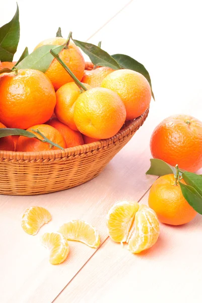 Tangeriner på bordet — Stockfoto