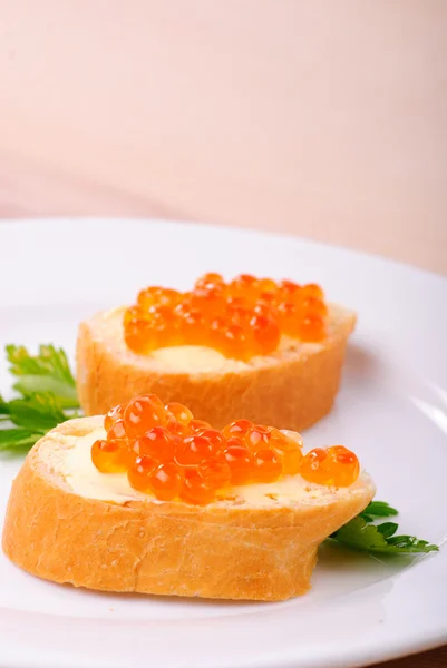 Sanduíches Caviar Vermelho Prato Dof Superficial — Fotografia de Stock