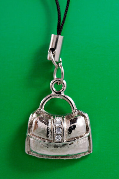 Costume jewellery from metal