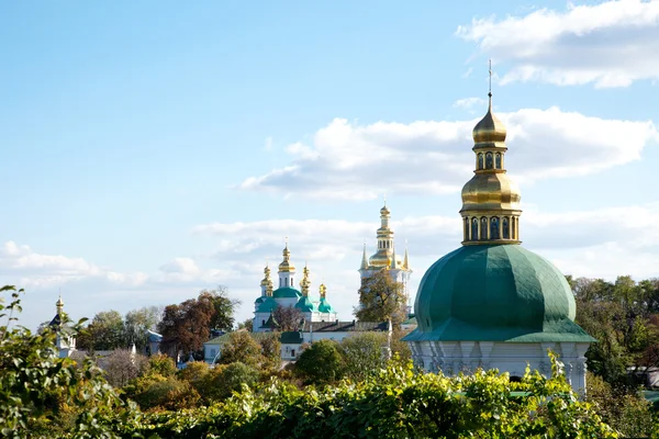 Mosteiro cristão ortodoxo em Kiev, Ucrânia — Fotografia de Stock