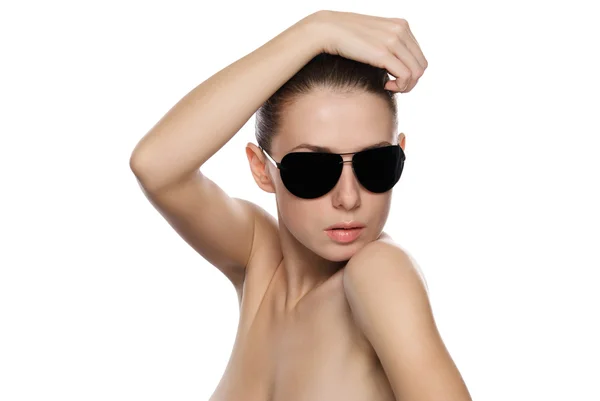 선글라스에 매력적인 여자의 초상화. — 스톡 사진
