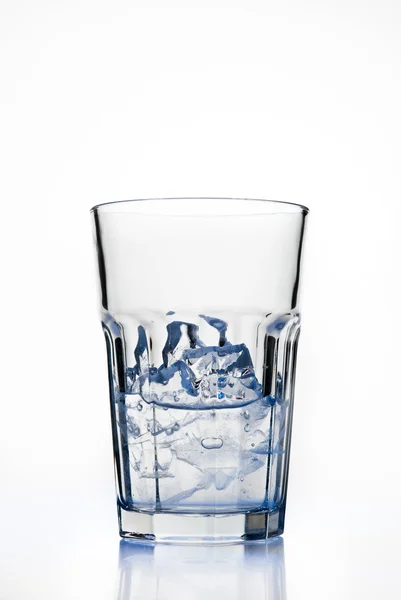 Üveg jégkockával — Stock Fotó