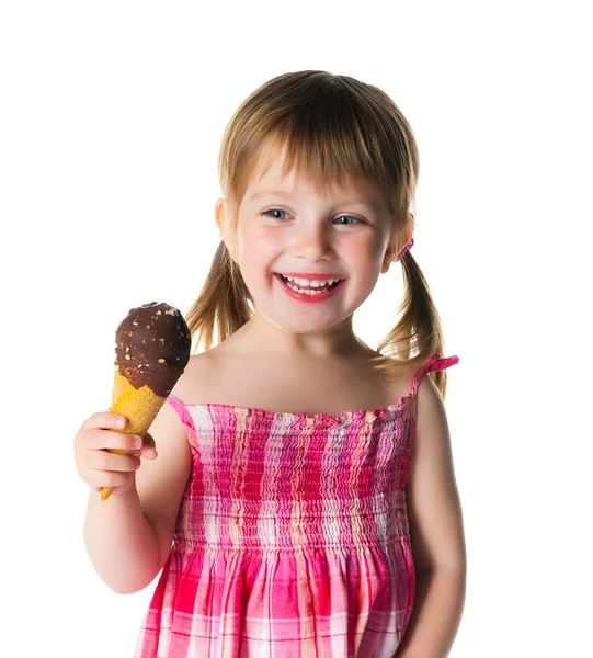 Χαριτωμένο μικρό κορίτσι με το παγωτό — Φωτογραφία Αρχείου