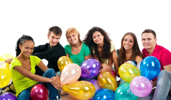 Grupp lycklig tonåringar på vit — Stockfoto