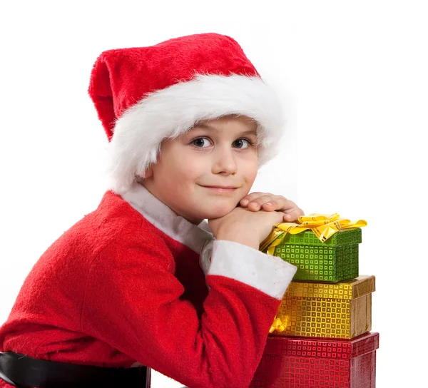 Jongen houden een gift van Kerstmis — Stockfoto