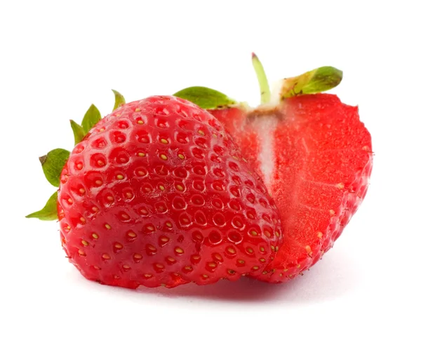 明确在白色背景上的鲜切 Strawberrie — 图库照片