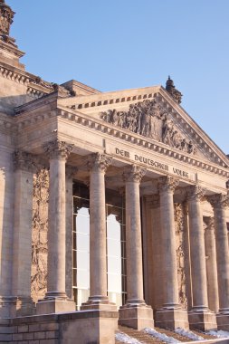 This picture shows the front of the Reichstag-Building in Berlin.