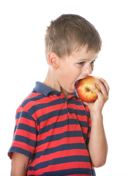 リンゴを持った少年 — ストック写真