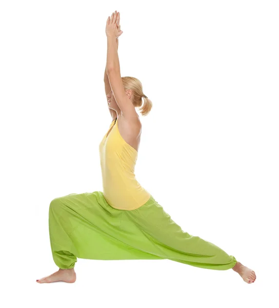 Pratico Yoga Giovane Donna Isolata Sfondo Bianco — Foto Stock