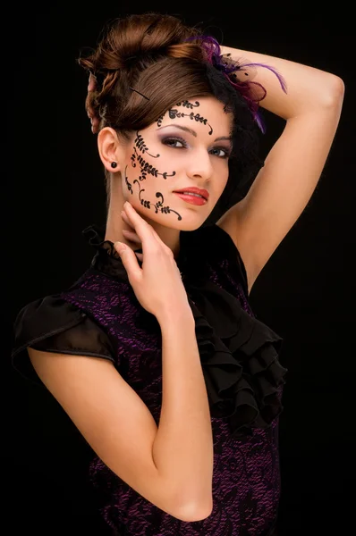 Мода Портрет Молодой Женщины Темную Спинку — стоковое фото