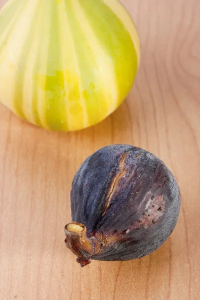 Frutos maduros de um figo — Fotografia de Stock