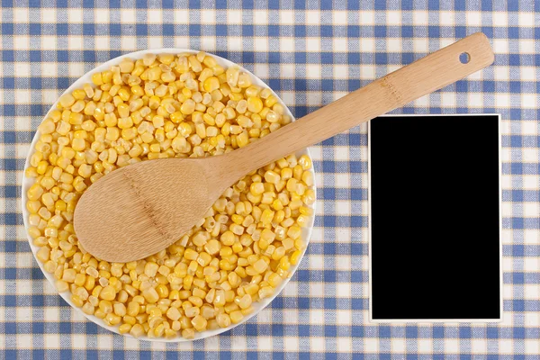 Puszki kukurydzy — Zdjęcie stockowe