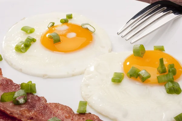 Fried Eggs Fried Bacon Vegetables — Stock Photo, Image