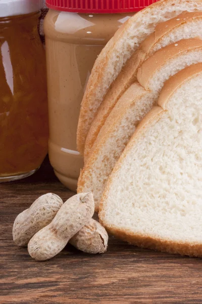 Erdnussbutter Plastikbehälter Und Komponenten Für Ein Süßes Sandwich — Stockfoto