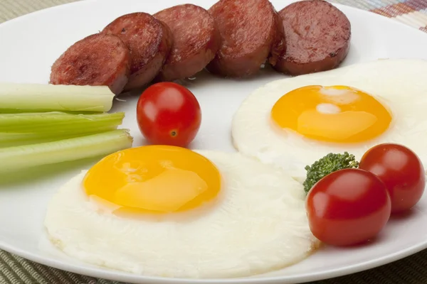 Fried Eggs Fried Sausage Vegetables — Stock Photo, Image