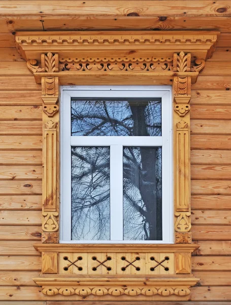 Escultura Janela Decorada Casa Madeira Novo País Rússia — Fotografia de Stock