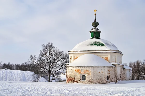 Suzdal、ロシアで古代セミョーノフカ教会 — ストック写真