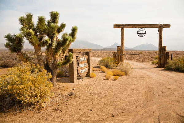 Cancello Gold Valley Ranch Nel Deserto Del Mojave California — Foto Stock