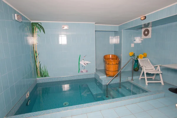 Bathroom with small swimming pool — Stock Photo, Image