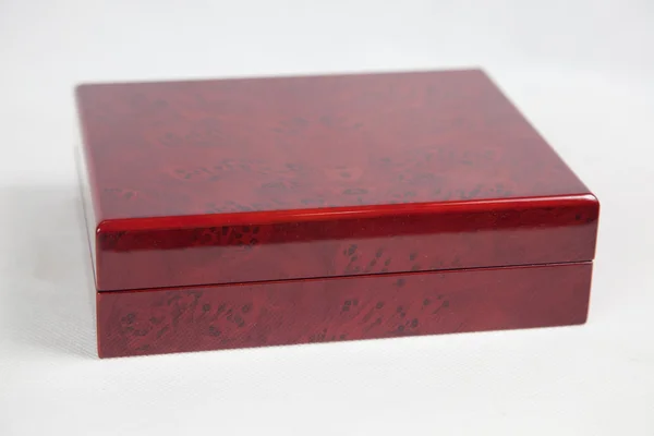 Embalagem vermelha fechada para jóias — Fotografia de Stock